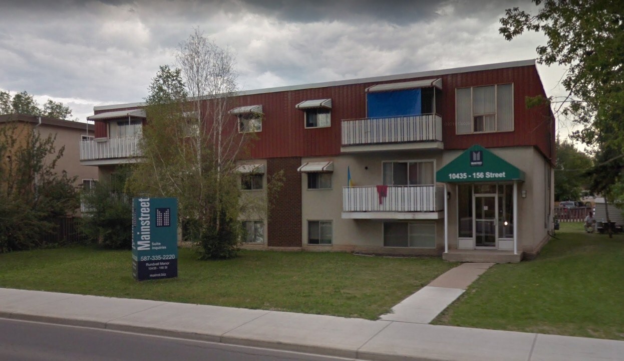Rundvall Manor in Edmonton, AB - Building Photo