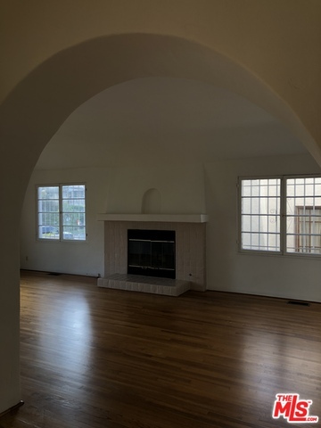 8413 4th St in Los Angeles, CA - Building Photo - Building Photo