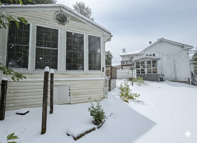 109 E Pitt St in Canonsburg, PA - Building Photo - Building Photo