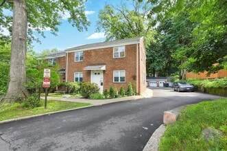 179A Christie Heights St in Leonia, NJ - Building Photo - Building Photo