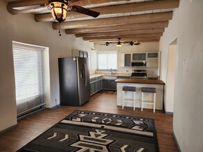 460 S Bosque Loop in Bosque Farms, NM - Building Photo - Building Photo