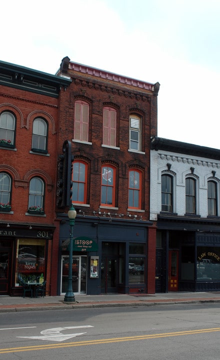 The Stoop in Syracuse, NY - Building Photo