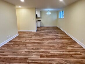 2375 S Linden Ct, Unit 208S in Denver, CO - Building Photo - Building Photo