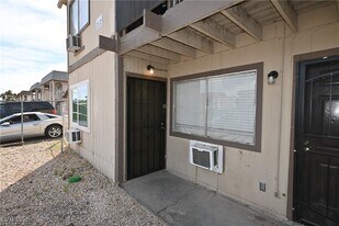 3021 E Carey Ave in North Las Vegas, NV - Building Photo