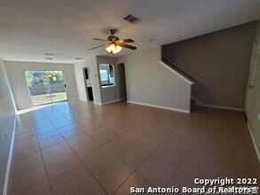 2606 Sunview Lake in San Antonio, TX - Building Photo - Building Photo