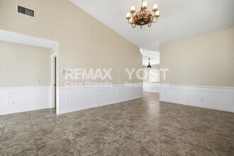 2094 N Sweetwater Dr in Casa Grande, AZ - Building Photo - Building Photo