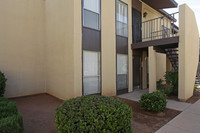 Monaco Condos in Tucson, AZ - Foto de edificio - Building Photo