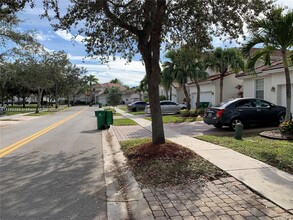 2626 SW 188th Terrace in Miramar, FL - Building Photo - Building Photo