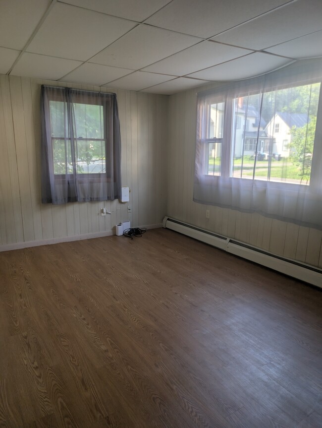 395 Fourth St in Old Town, ME - Building Photo - Building Photo
