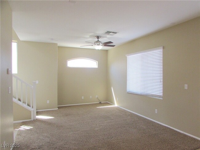 692 Sumatra Pl in Henderson, NV - Foto de edificio - Building Photo