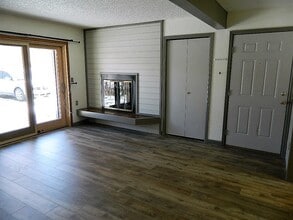 559 Rainbow Vlg in Silverthorne, CO - Building Photo - Building Photo