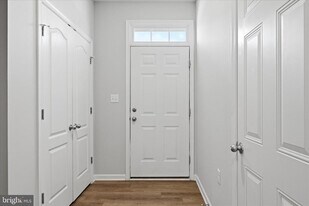 117 Stribling Wy in Winchester, VA - Building Photo