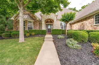 2912 Cliff Dr in Fort Smith, AR - Foto de edificio - Building Photo