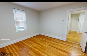 402 Highland Ave, Unit 4 in Cheshire, CT - Building Photo - Building Photo
