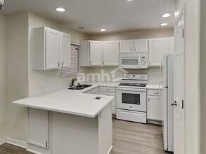 957 W 1200 S in Woods Cross, UT - Foto de edificio - Building Photo