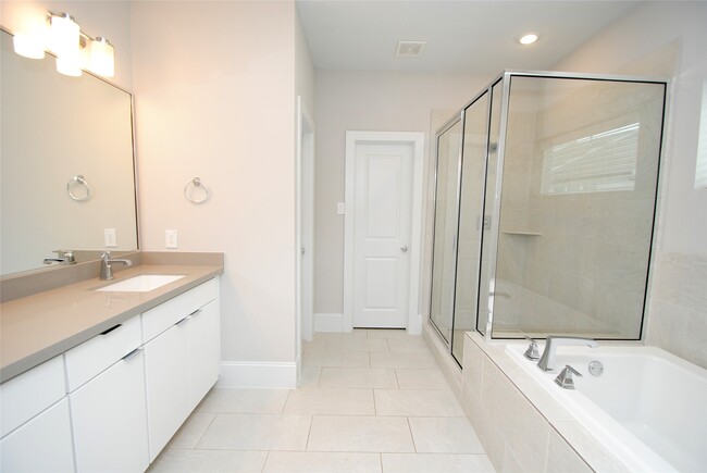 property at 1270 N Post Oak Rd