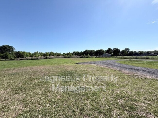 property at 7775 LA-1133