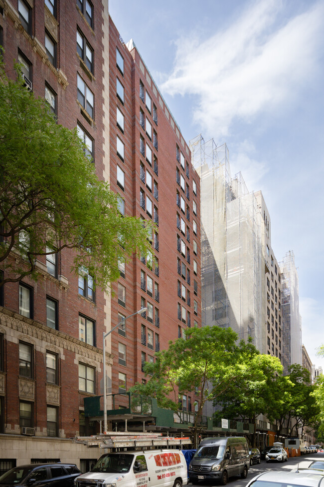 Park Avenue Medical Arts Center in New York, NY - Building Photo - Building Photo