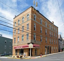 333 Palisade Ave in Cliffside Park, NJ - Building Photo