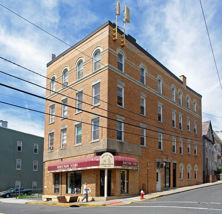 333 Palisade Ave in Cliffside Park, NJ - Building Photo