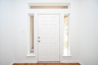 19014 Walbrook Meadows Ln in Cypress, TX - Foto de edificio - Building Photo