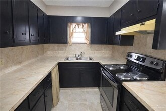 19 Orange St in Mercedes, TX - Building Photo - Building Photo