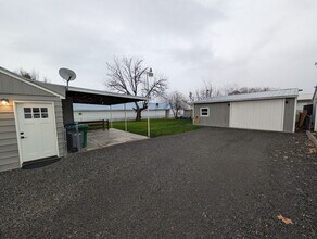 3405 10th St in Lewiston, ID - Building Photo - Building Photo