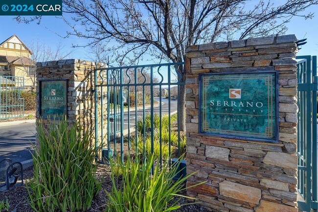 4173 Torrazzo Way in El Dorado Hills, CA - Foto de edificio - Building Photo