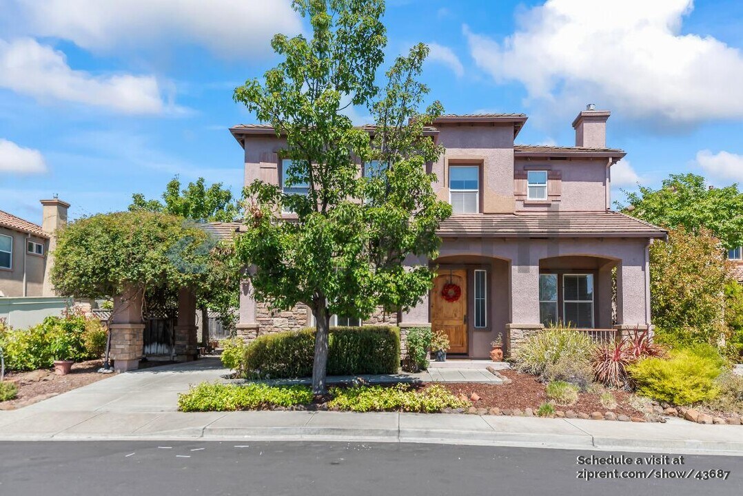 5849 Penwood Ln in Dublin, CA - Building Photo