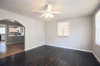 3566 Bolfair Dr NW in Atlanta, GA - Foto de edificio - Building Photo