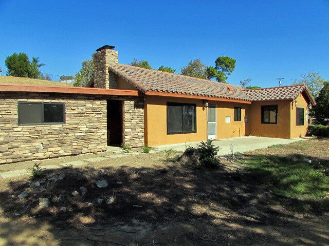 31482 Sierra Linda St in Yucaipa, CA - Building Photo