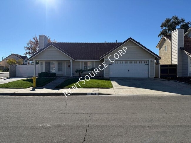 property at 1940 Simsburry St