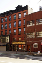 78 2nd Ave in New York, NY - Foto de edificio - Building Photo