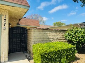 1775 Monte Vista Dr in Camarillo, CA - Building Photo
