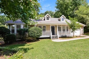 5837 Janet Dr in Trussville, AL - Building Photo