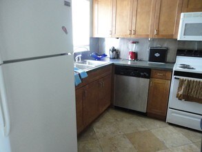 1610 Lenox Ave, Unit 402 in Miami Beach, FL - Building Photo - Building Photo