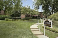 Forest Hills Apartments in Annapolis, MD - Foto de edificio - Building Photo