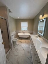 396 Eastport Manor Rd in Manorville, NY - Building Photo - Building Photo