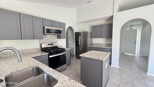 1881 Hornsey Ct in Jacksonville, FL - Building Photo - Building Photo