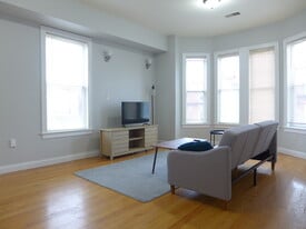 50 Dudley St, Unit 2 in Boston, MA - Building Photo