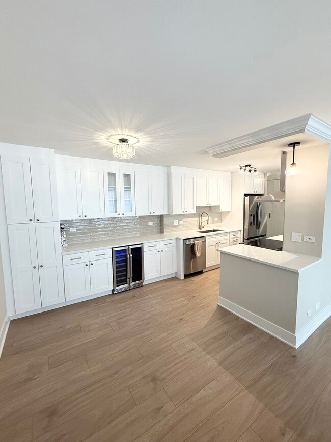 property at 111 E Chestnut St