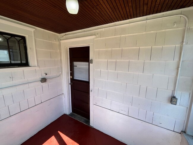 1041 Magnolia Ave E in St. Paul, MN - Building Photo - Building Photo