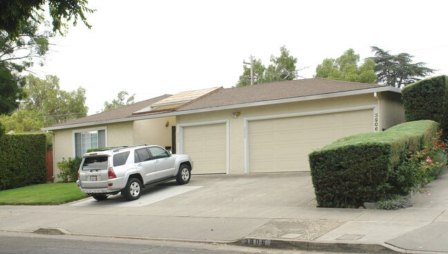 3904-3906 Bismarck Dr in San Jose, CA - Foto de edificio - Building Photo