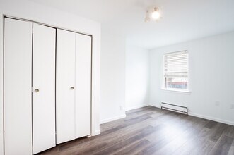 533 E Girard Ave, Unit 2 in Philadelphia, PA - Building Photo - Building Photo