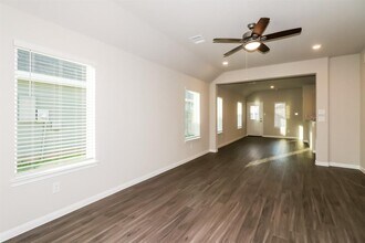 5107 Shelby Katherine Dr in Rosharon, TX - Building Photo - Building Photo