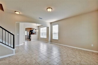 418 Crater Lake Dr in Pflugerville, TX - Building Photo - Building Photo