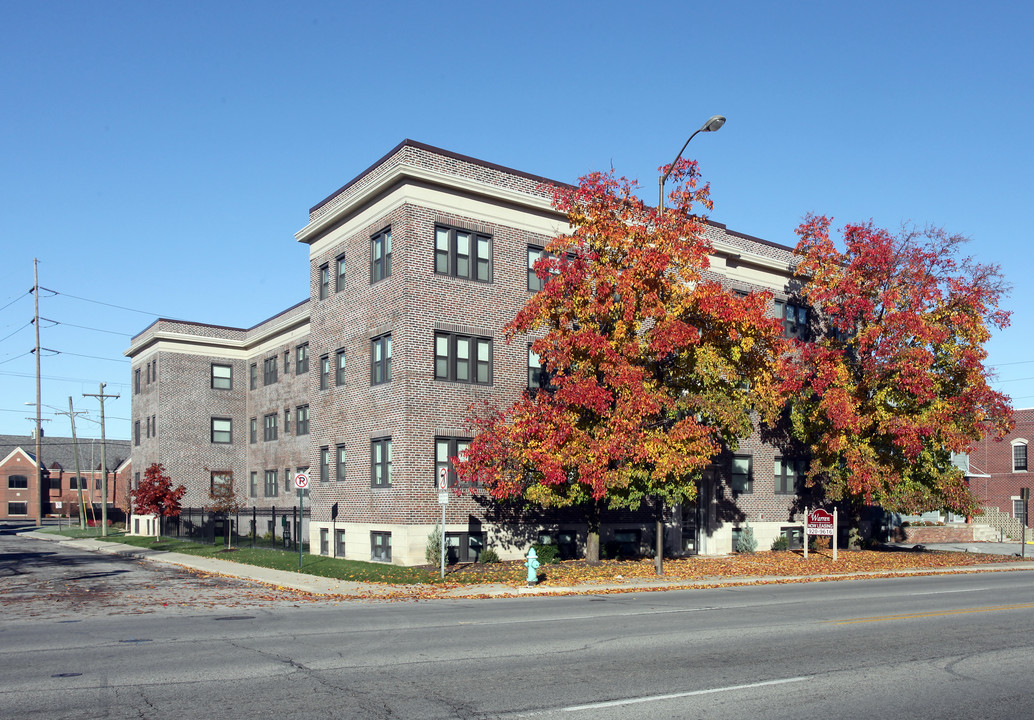 The Warren Apartments in Indianapolis, IN - Building Photo