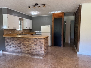 10021 Northview Dr in Wills Point, TX - Building Photo - Building Photo