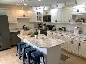 3802 Saxon Dr in New Smyrna Beach, FL - Building Photo