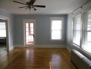 263 Ash St, Unit 261 in Manchester, NH - Building Photo - Building Photo